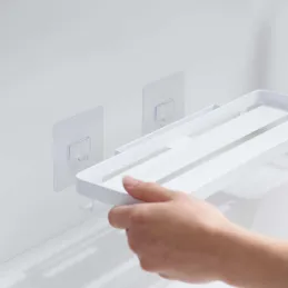 Etagère murale pour produits salle de bain Tower