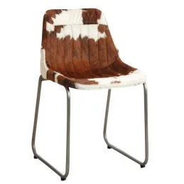 Chaise en métal et peau de vache naturelle