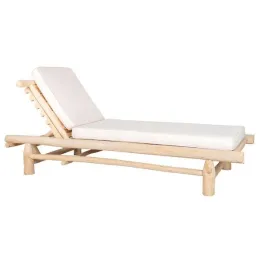 Bain de soleil en teck