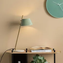 Lampe à poser en métal et marbre Savvy