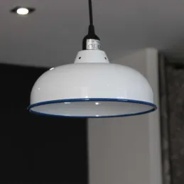 Suspension en métal émaillé 26.5 cm x 11.5 cm