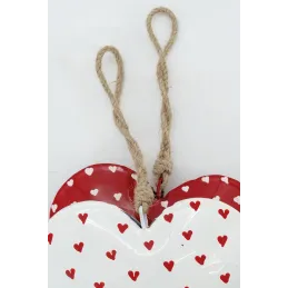 Coeurs en métal rouge et blanc