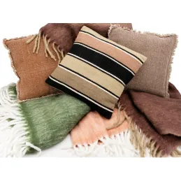 Coussin en coton recyclé à franges