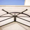 Marquise de porte en aluminium et polycarbonate Lily