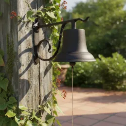 Grande cloche de jardin en fonte