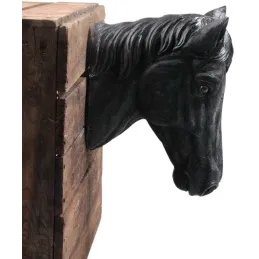 Tête de cheval noir en résine