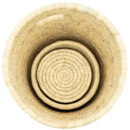 Ensemble panier à linge en jonc naturel avec couvercle et corbeilles assorties