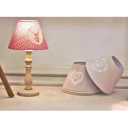 Lampe à poser en bois et coton rouge