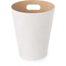 Corbeille en bois avec poignées de transport