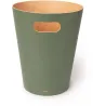 Corbeille en bois avec poignées de transport