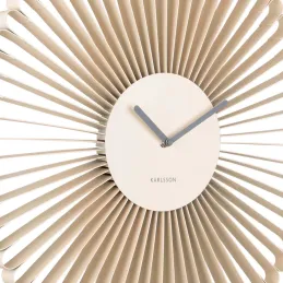 Horloge murale en métal Cascara
