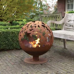 Brasero rond en métal rouillé