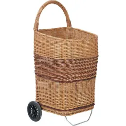 Chariot à bûches en osier sur roulettes