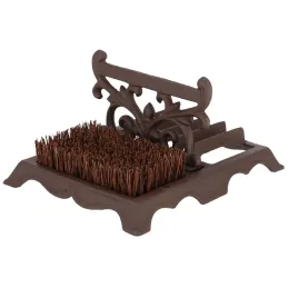 Brosse à chaussures avec grattoir en fonte
