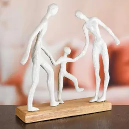 Famille en aluminium sur socle en bois 26 x 9 x 30 cm