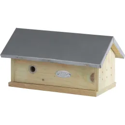 Maisonnette pour bourdons en bois et zinc