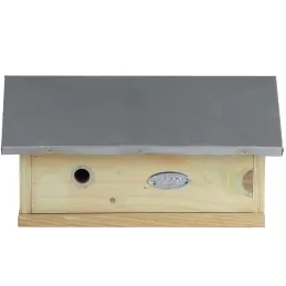 Maisonnette pour bourdons en bois et zinc