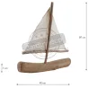 Bateau en bois flotté