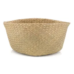 Panier rond en jonc naturel avec pompons