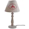 Lampe en bois et brodés de cerfs