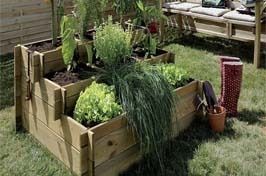 Succombez pour le carré potager en escaliers !