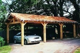 Carport 3 voitures : sur quels critères le choisir ? 