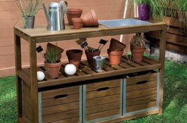 Table à rempoter : le meuble indispensable à tout bon jardinier !