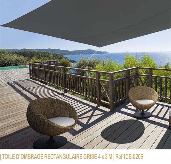 amenagement-jardin-fixation-voile-ombrage-rectangulaire