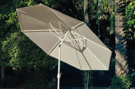 Parasol anti UV : pour bien se protéger du soleil