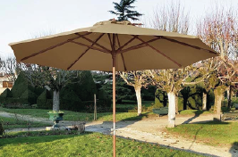 Parasol en bois : chic et irrésistible !