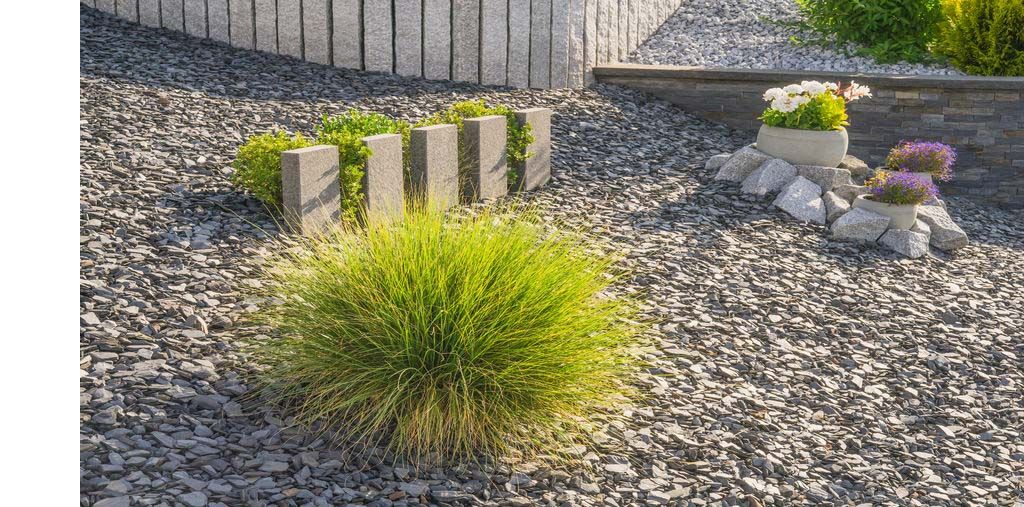 Paillage ardoise : pourquoi l'adopter ? - Jardindeco