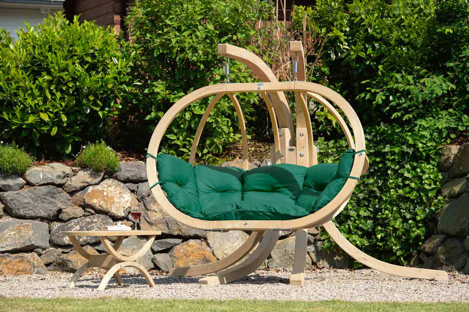 chaise-de-jardin-suspendue-2-personnes