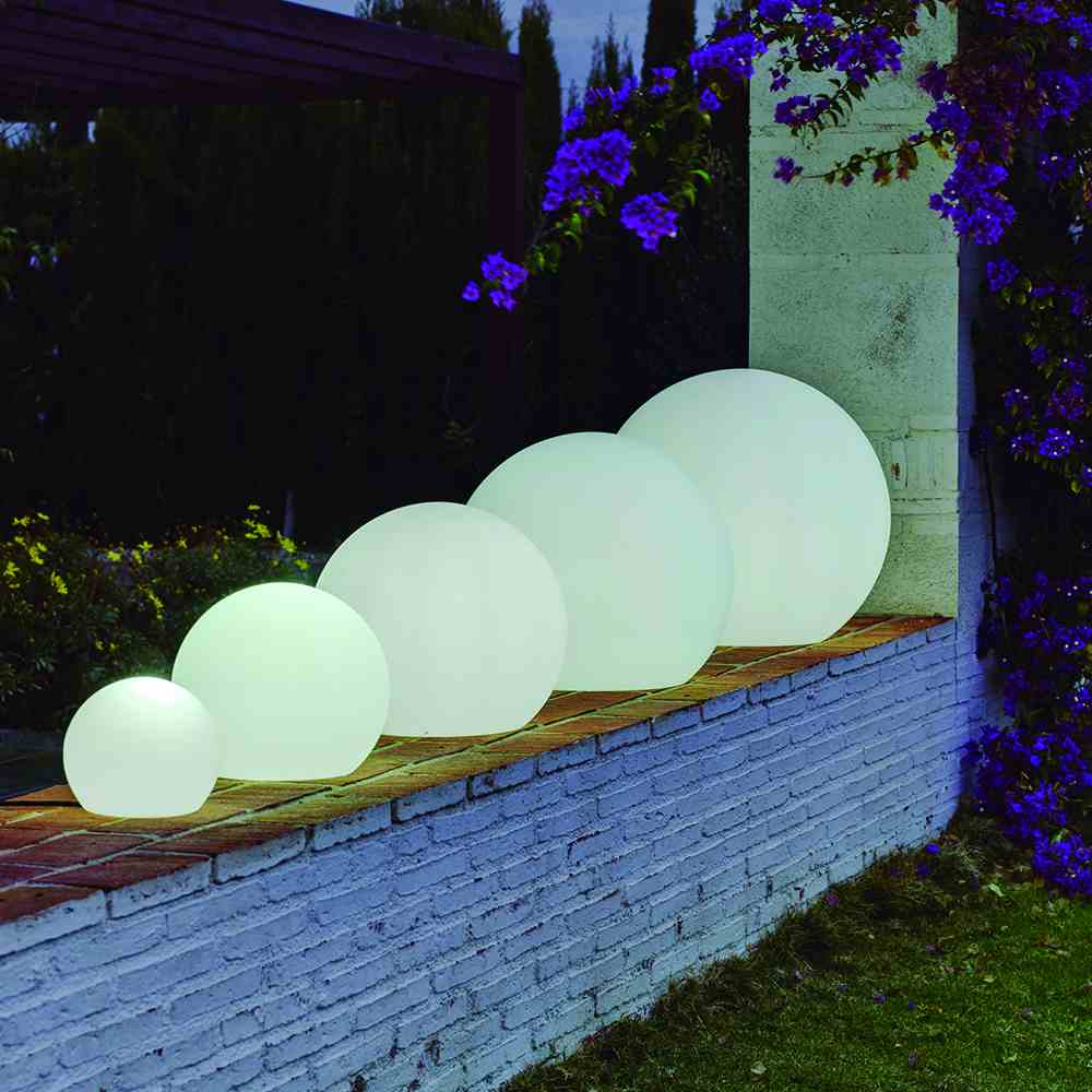 Luminaire extérieur, guirlande - Décoration de jardin