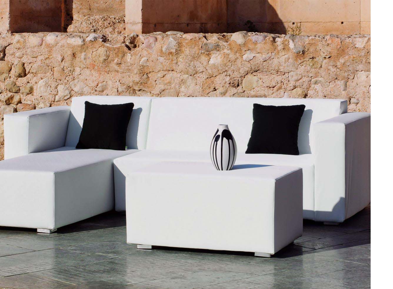 mobilier-de-jardin-canape-de-jardin-design-blanc