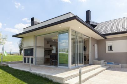balise-solaire-facade