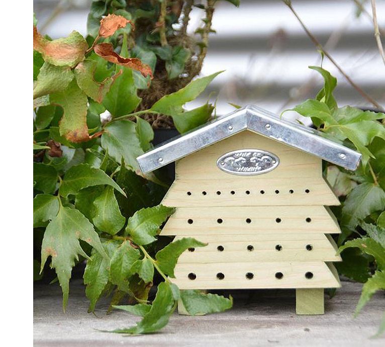 maison-a-insectes-pour-abeilles