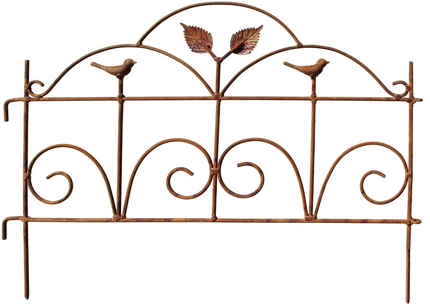 Bordure de jardin décorative en fer forgé rouillé