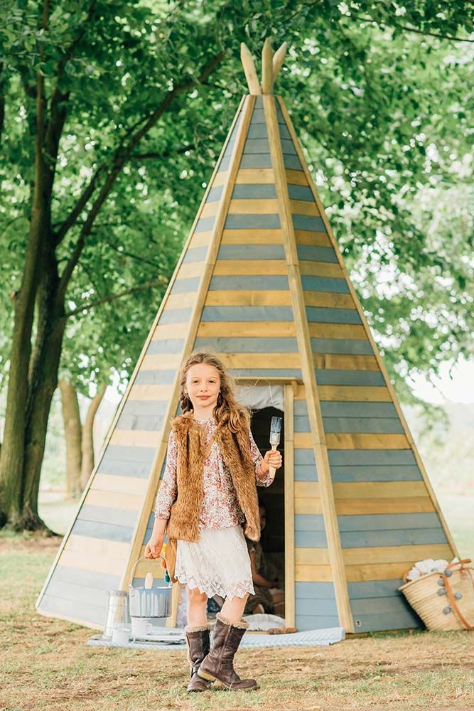 Grand tipi d'extérieur en bois (hauteur 330cm)