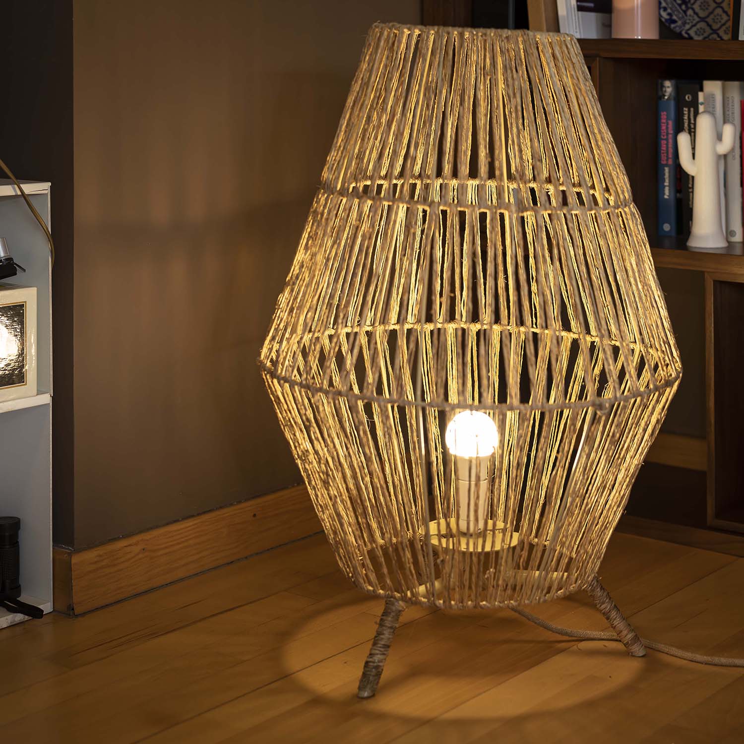 Lampe de jardin en jute sisine 70 cm (alimentation électrique)