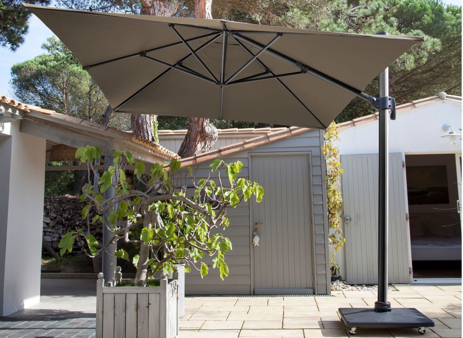 parasol-rectangulaire-inclinable-pas-cher