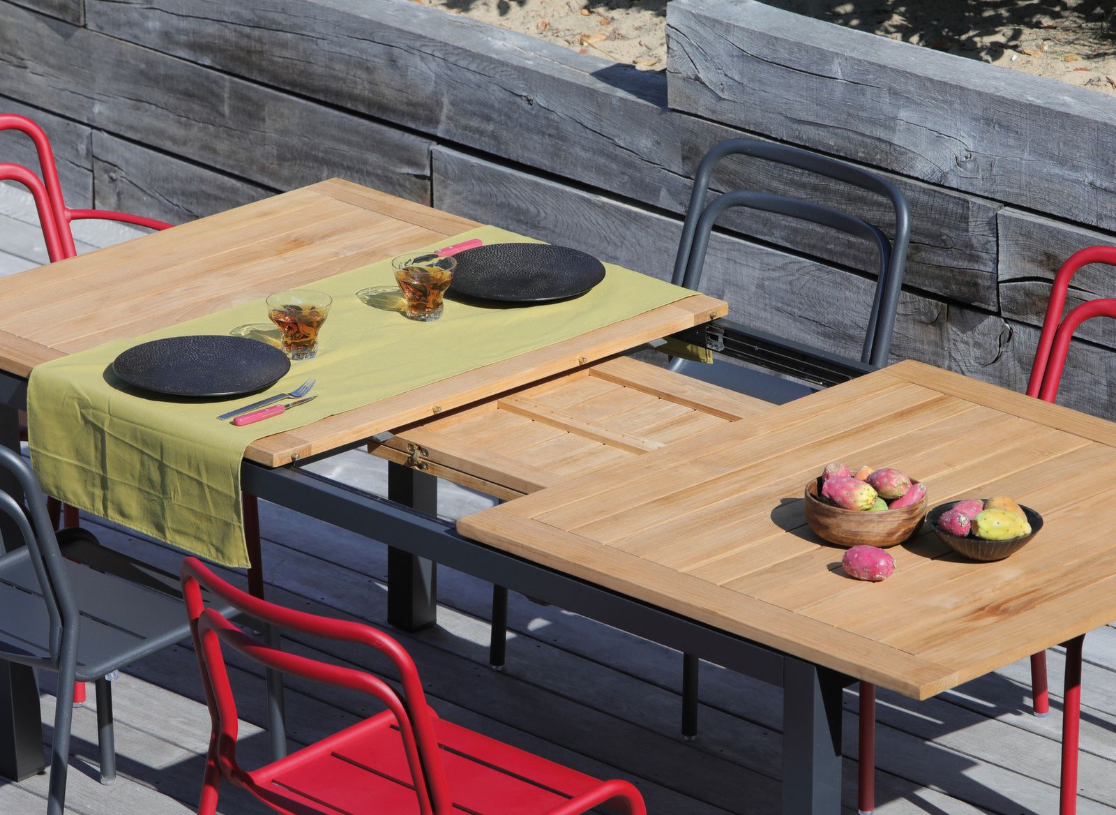 Table jardin plateau en teck avec rallonges 180-240cm tempo