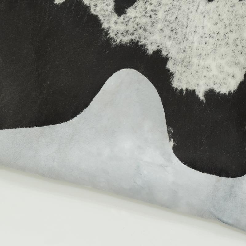 Tapis En Véritable Peau De Vache - Marron Foncé & Blanc - Modèle Mammut