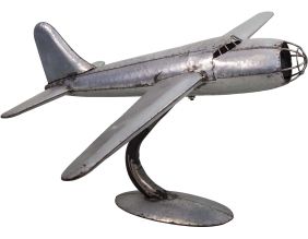 Avion décoratif à poser en fer