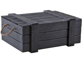 Coffre en bois peint noir