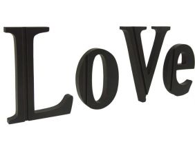 Décoration murale 4 lettres Love
