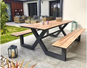 Ensemble table de jardin avec bancs en aluminium et HPL effet bois Vancouver (8 personnes)
