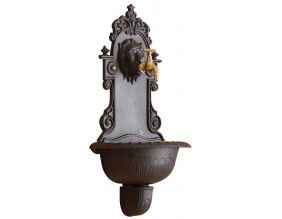 Fontaine murale lion en fonte