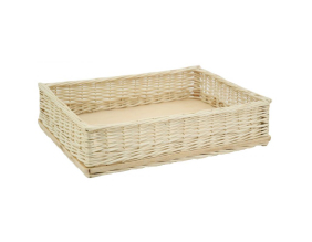 Manne en osier teinté blanc et fond bois