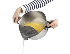 Passoire clipsable pour casserole
