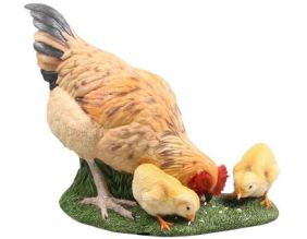 Poule avec poussins picorants en résine 36.5 x 19 x 28.5 cm